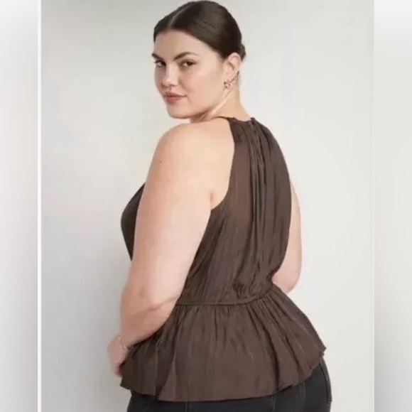 NWT Old Navy Satin Halter Top Peplum Waist Defining Brown Blouse Size XS - Picture 3 of 7